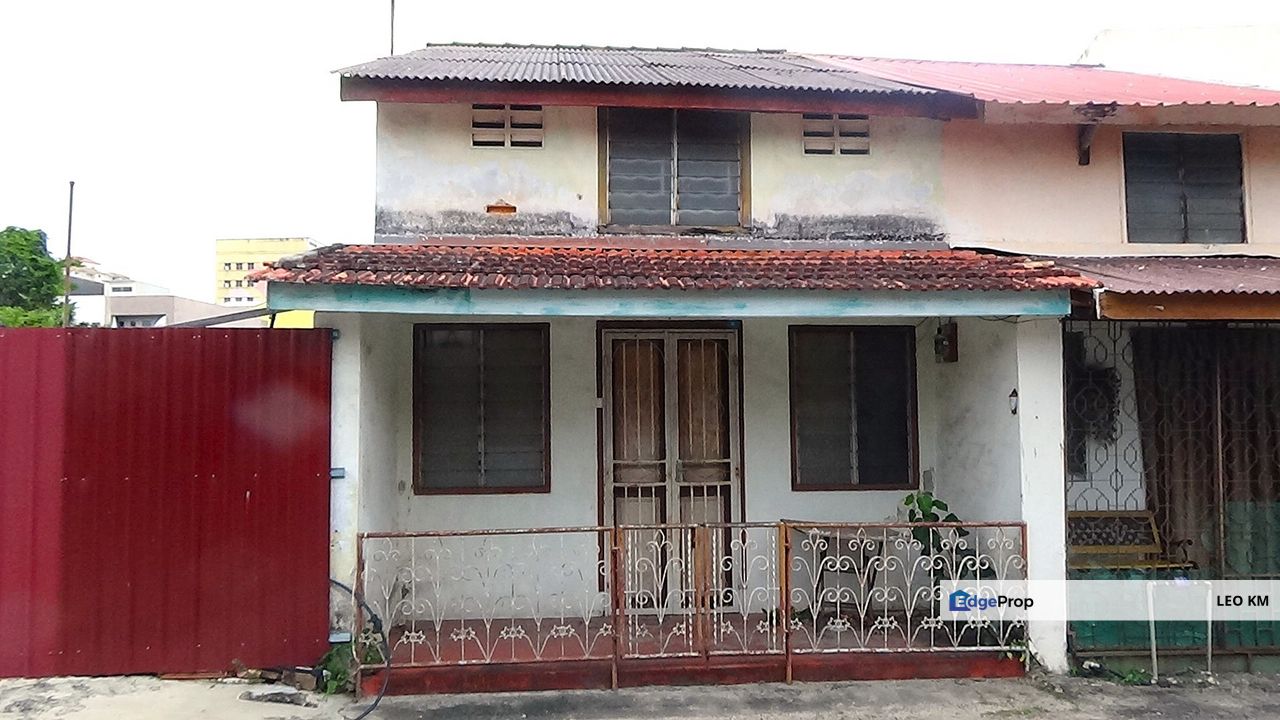 2-Storey Terrace with large Land, Melaka, Bandar Hilir