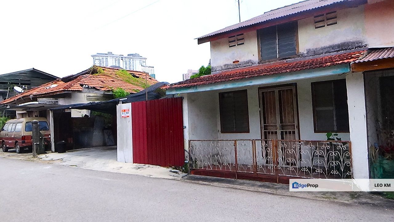 2-Storey Terrace with large Land, Melaka, Bandar Hilir