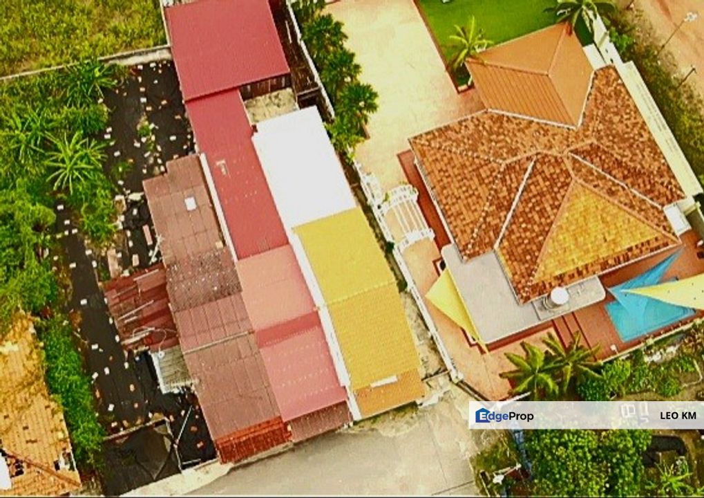 2-Storey Terrace with large Land, Melaka, Bandar Hilir