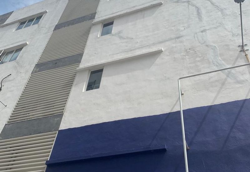 5 Storey Corner unit Shop-Office with Lift