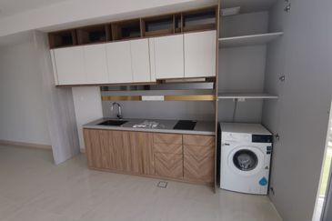 Top Residency Unit Fully/Partial @ Setia Alam for Rent