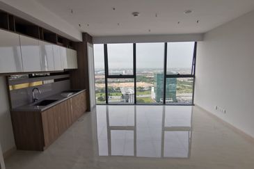 Top Residency Unit Fully/Partial @ Setia Alam for Rent