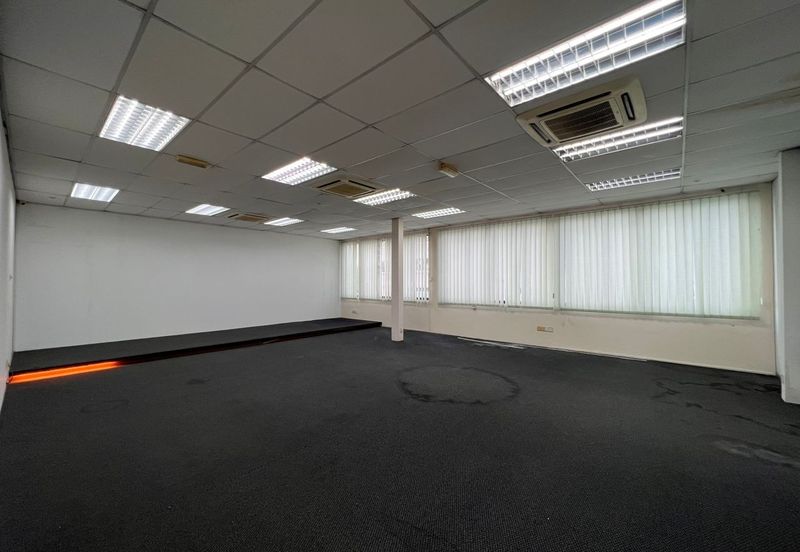 Taman Berkeley Klang 2nd floor Building for Rent