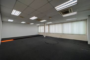 Taman Berkeley Klang 2nd floor Building for Rent