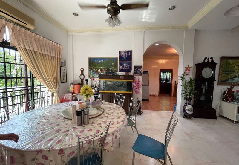 Bungalow House at Kuchai Lama for Sale