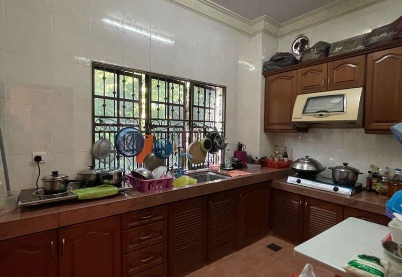 Bungalow House at Kuchai Lama for Sale