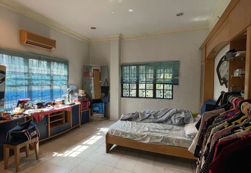 Bungalow House at Kuchai Lama for Sale