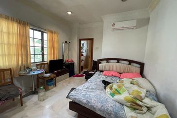 Bungalow House at Kuchai Lama for Sale