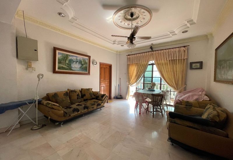 Bungalow House at Kuchai Lama for Sale