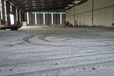 North Port, Port Klang Semi D's Warehouse for Rent