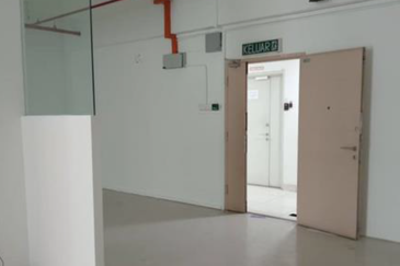 Office @ Oasis Square Ara Damansara for Sale