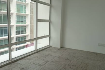 Office @ Oasis Square Ara Damansara for Sale