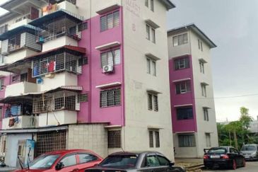 Below Market Price Corner Lot Taman Sri Indah Cheras Apt For Sale