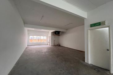 Pusat Perdagangan Seri Kembangan
