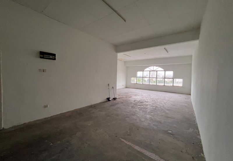Pusat Perdagangan Seri Kembangan