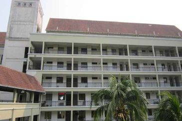 Paradise Lagoon Apartment Port Dickson for Sale