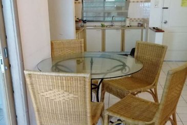 Paradise Lagoon Apartment Port Dickson for Sale
