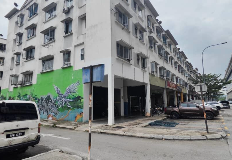 Dataran Otomobil, Seksyen 15