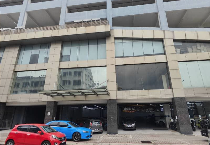 Dataran Otomobil, Seksyen 15