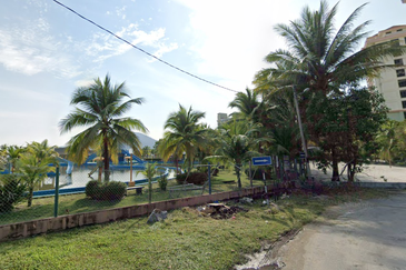 MARINA COVE, RESORT APARTMENT