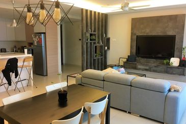 Zefer Hill Residence