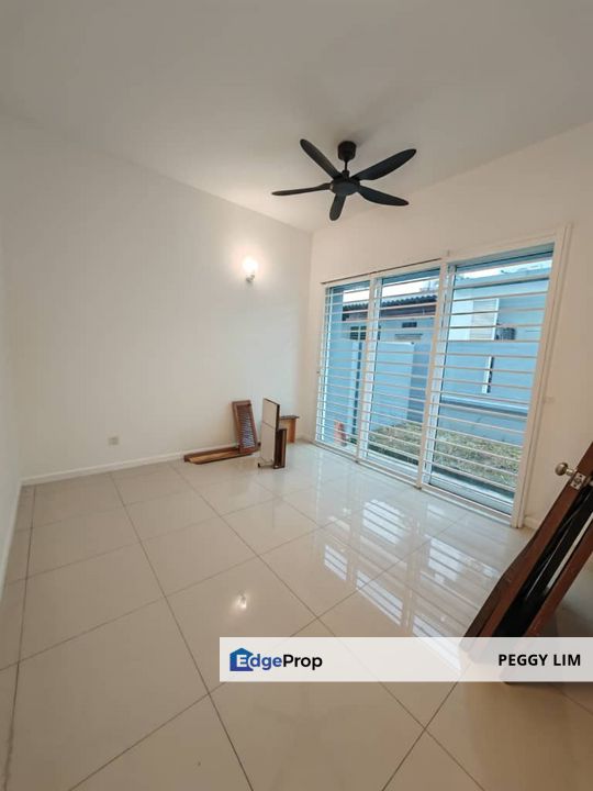 Villa Avenue, 2 Storey Semi-D @ Taman Equine, Seri Kembangan, Selangor, Seri Kembangan