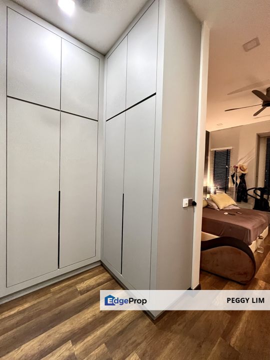 Double Storey Semi-detached house for sale @ Seksyen U13 Shah Alam, Selangor, Shah Alam