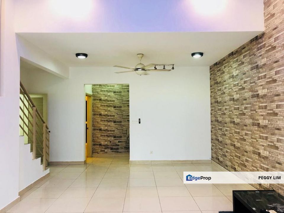 Taman Putra Prima 2 Storey Link house for Sale, Selangor, Puchong
