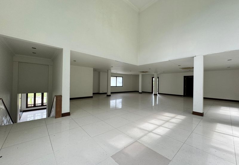 Seksyen 8, Kota Damansara