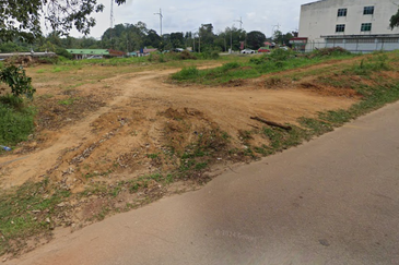 100 acres Tangkak, Johor Land for Sale