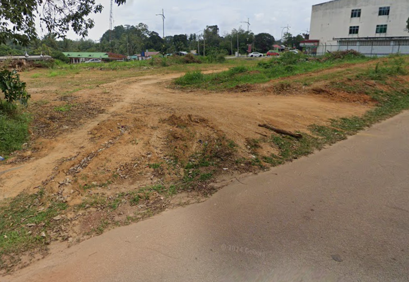 100 acres Tangkak, Johor Land for Sale