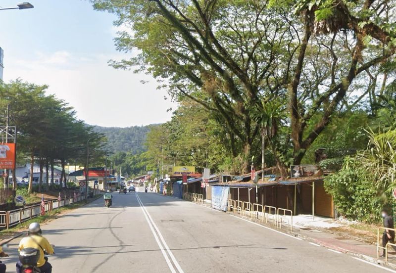 Jalan Batu Ferringhi