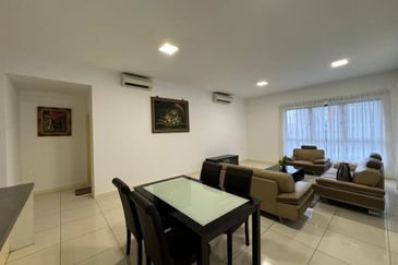 Sixceylon Condominium