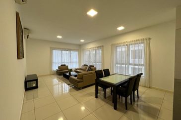 Sixceylon Condominium