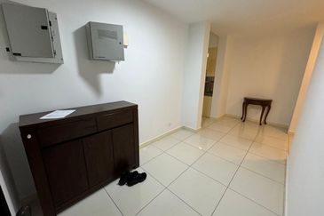 Sixceylon Condominium