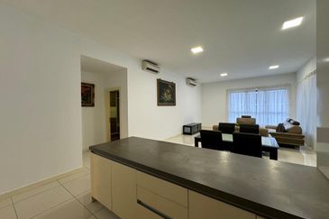 Sixceylon Condominium