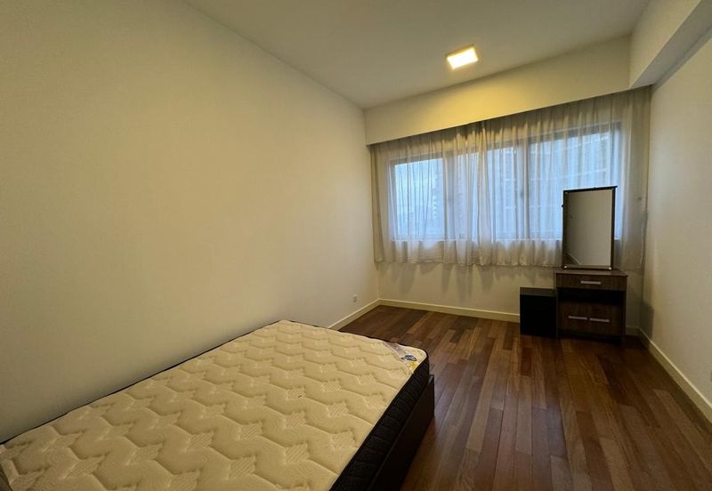 Sixceylon Condominium