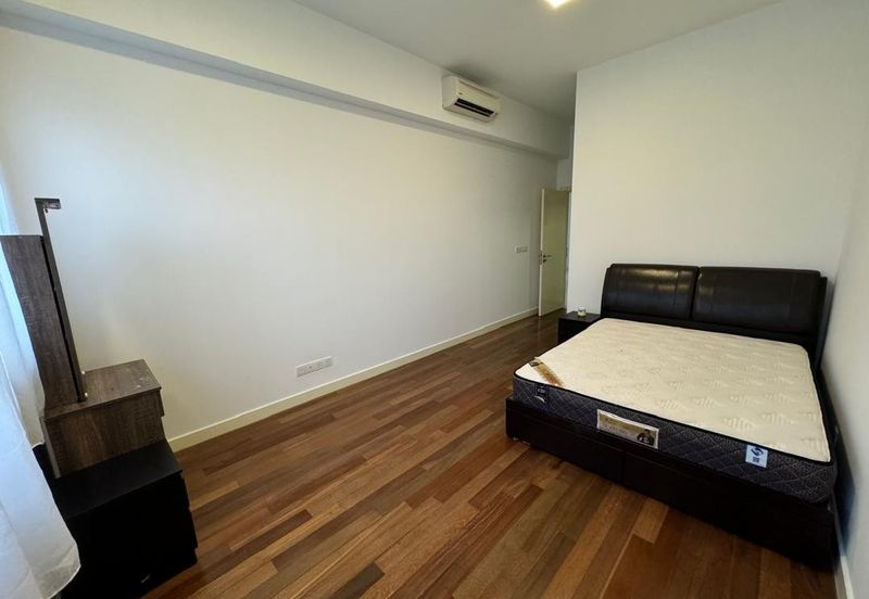 Sixceylon Condominium