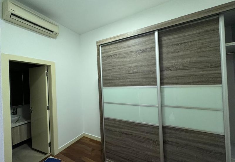 Sixceylon Condominium