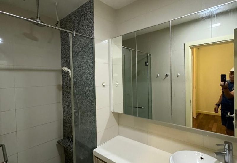 Sixceylon Condominium