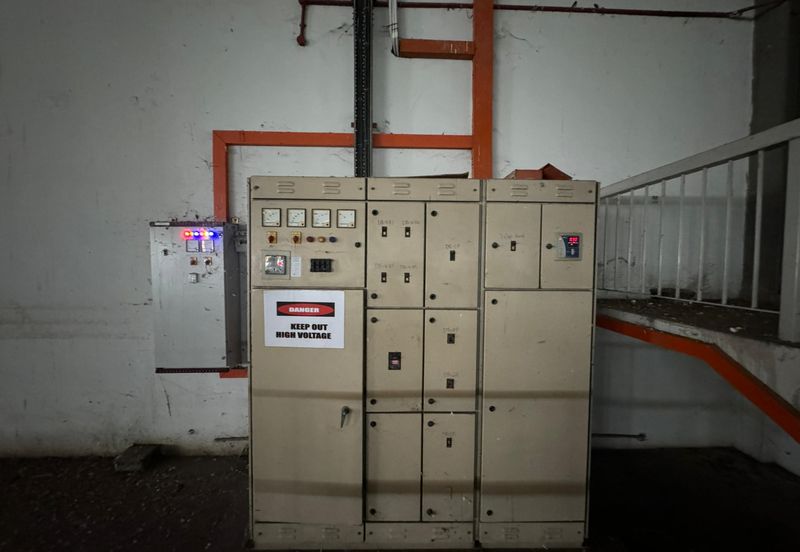 West Port, Pulau Indah