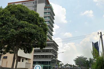 3 storey Shop Office For Sale/Rent, Taman Berkeley Klang, Klang