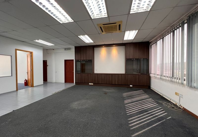 3 storey Shop Office For Sale/Rent, Taman Berkeley Klang, Klang