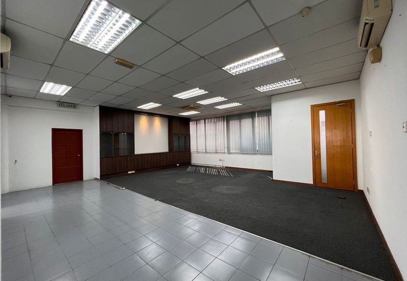 3 storey Shop Office For Sale/Rent, Taman Berkeley Klang, Klang