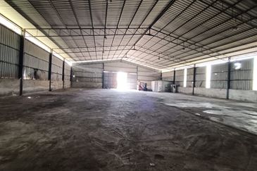 Intermediate Detached Factory @ Sungai Rambai, Telok Panglima Garang For Sale 