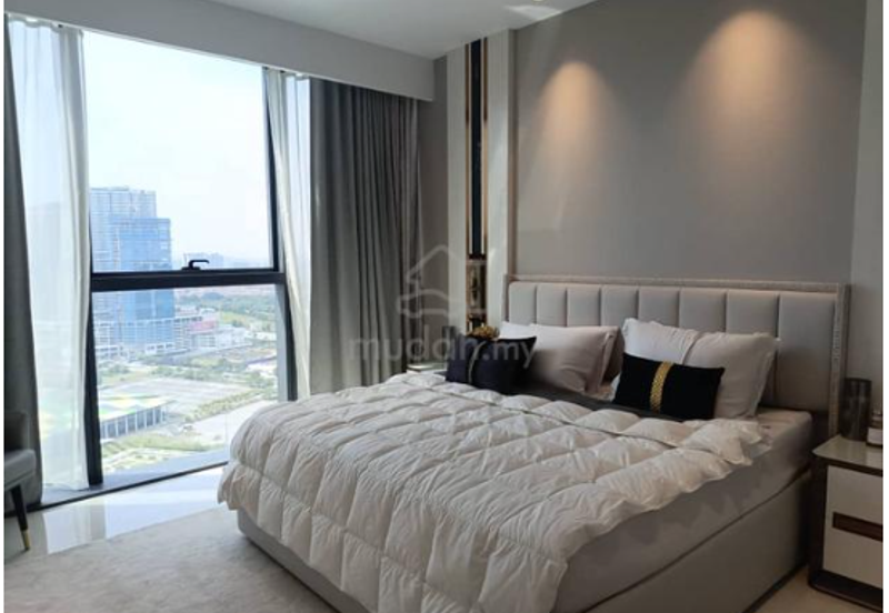 Top Residency Condominium @ Setia Alam For Rent 