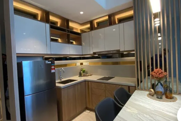 Top Residency Penthouse @ Setia Alam For Sale 