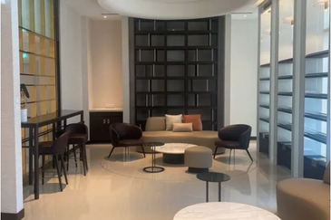 Top Residency Penthouse @ Setia Alam For Sale 