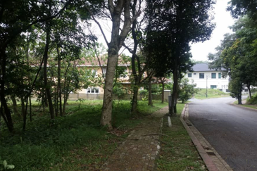 Slope Bungalow Land @ Country Heights Damansara For Sale 