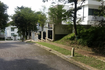 Slope Bungalow Land @ Country Heights Damansara For Sale 